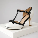 María - Tacones Elegantes