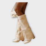 Botas Altas con Diseño Elegante
