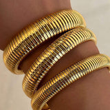 Pulsera estriada