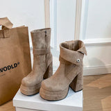 Amália - Botas de estilo urbano con personalidad y confianza