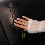 Mónica - Anillo