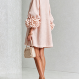 Amara - Mini Vestido Elegante con Botones Florales