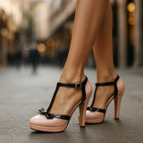 María - Tacones Elegantes