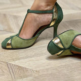 Taviana - Zapatos de tacón en patchwork con tira en T y puntera cerrada