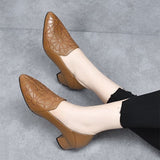 Olene - Zapatos de Tacón en Piel Vegana con Bordado Suave