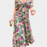 Luana - Vestido elegante con escote en V